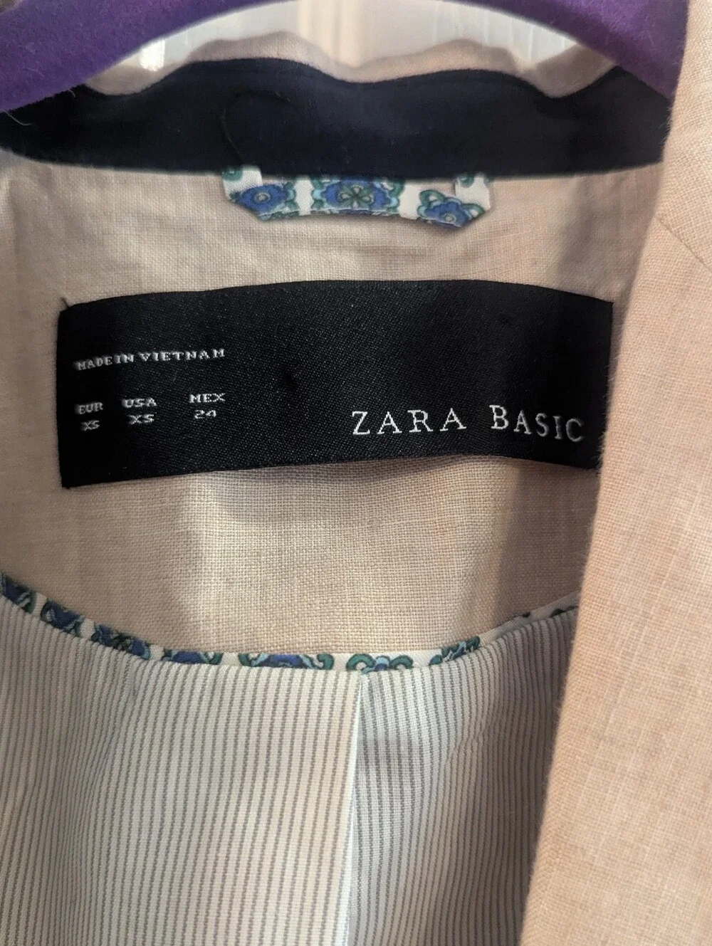 Zara Women's Linen Blazer - Picture 4 of 8